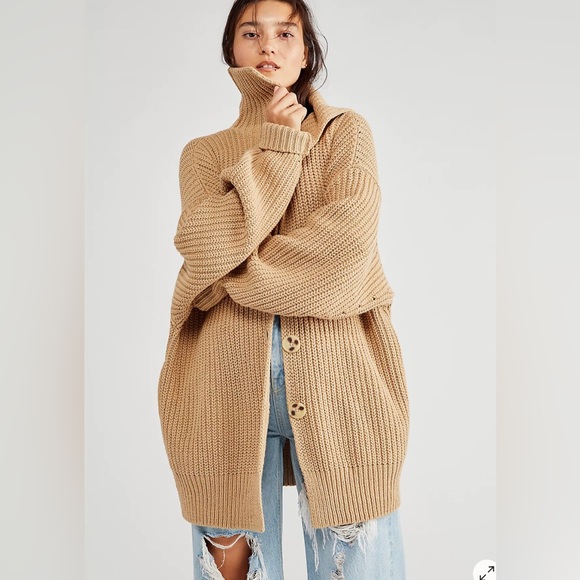 Free People Swim Too Deep Chunky Knit Oversized Cardigan size XS - Picture 2 of 6